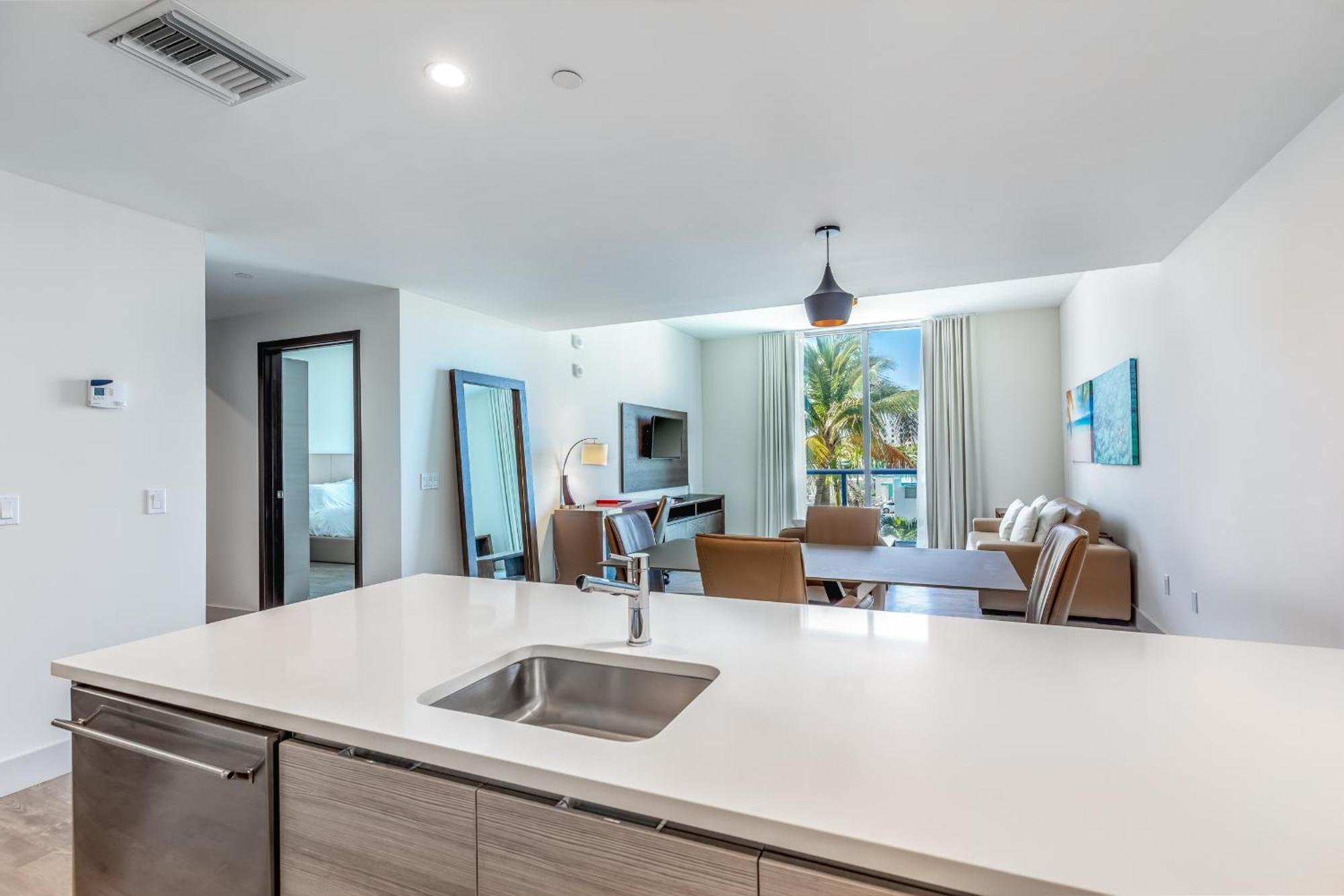 Stylish Private Beach Condo In Hollywood Fl, 3Min Walk To Hollywood Beach Dış mekan fotoğraf